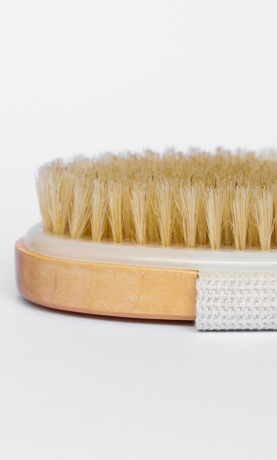 +SUN BATH Exfoliating Brush