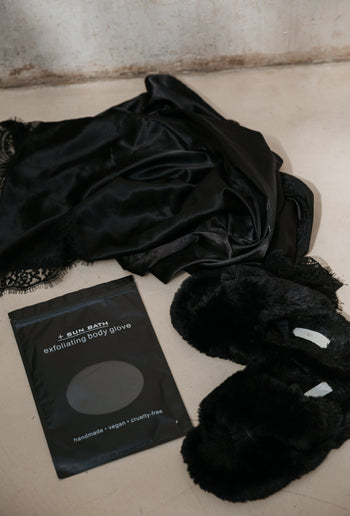 +SUN BATH Exfoliating Mitt